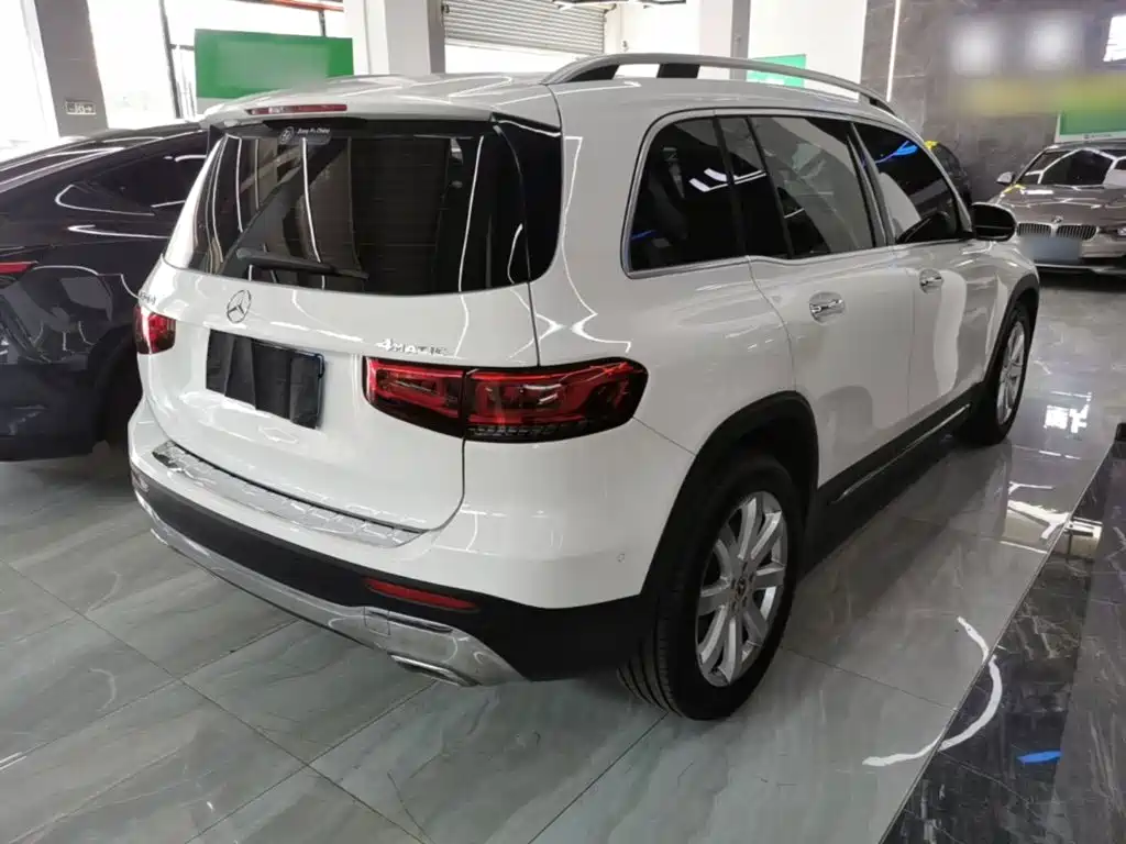 Mercedes-Benz GLB — миниатюра 7