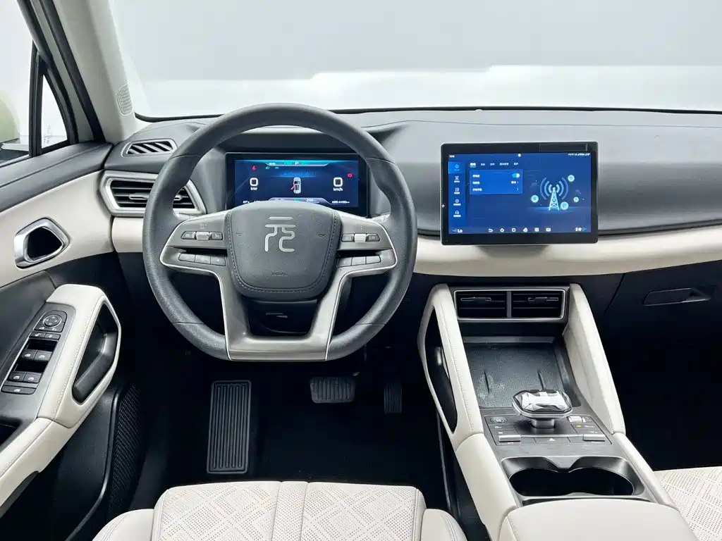 BYD Yuan UP — миниатюра 18