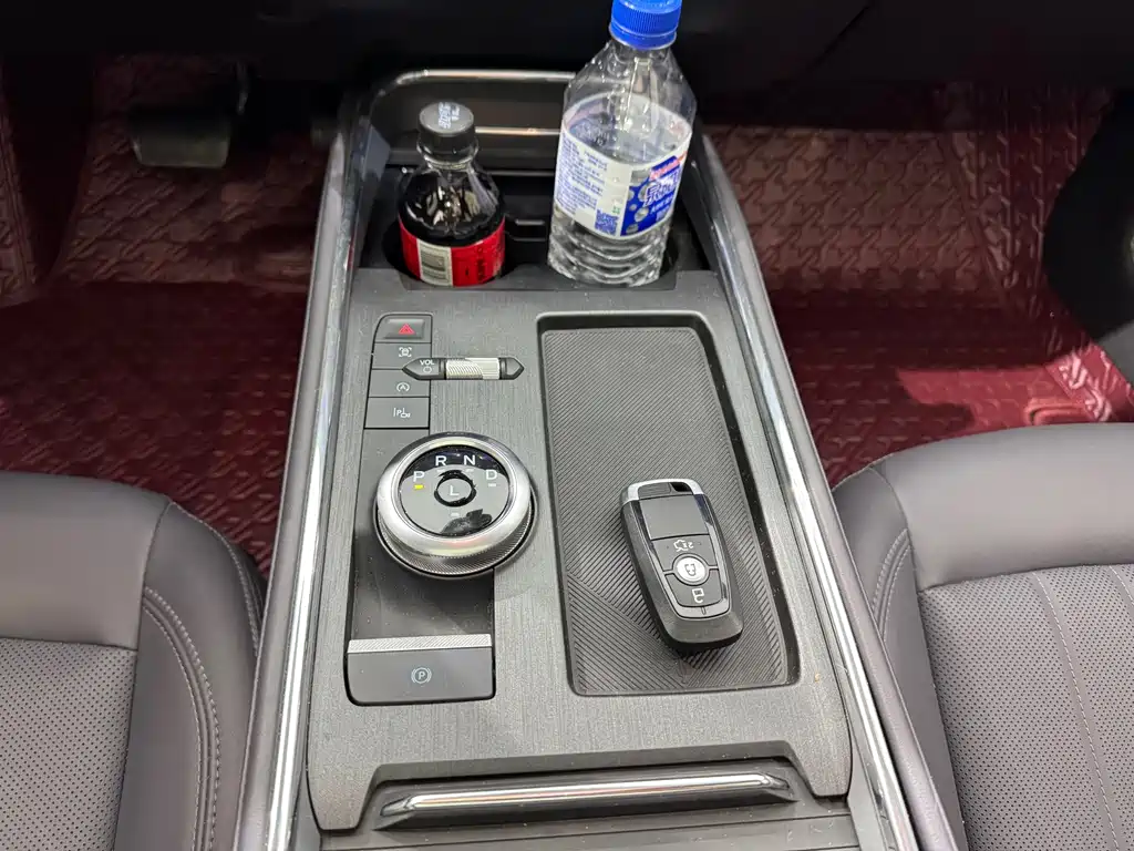 Ford Mondeo — миниатюра 18