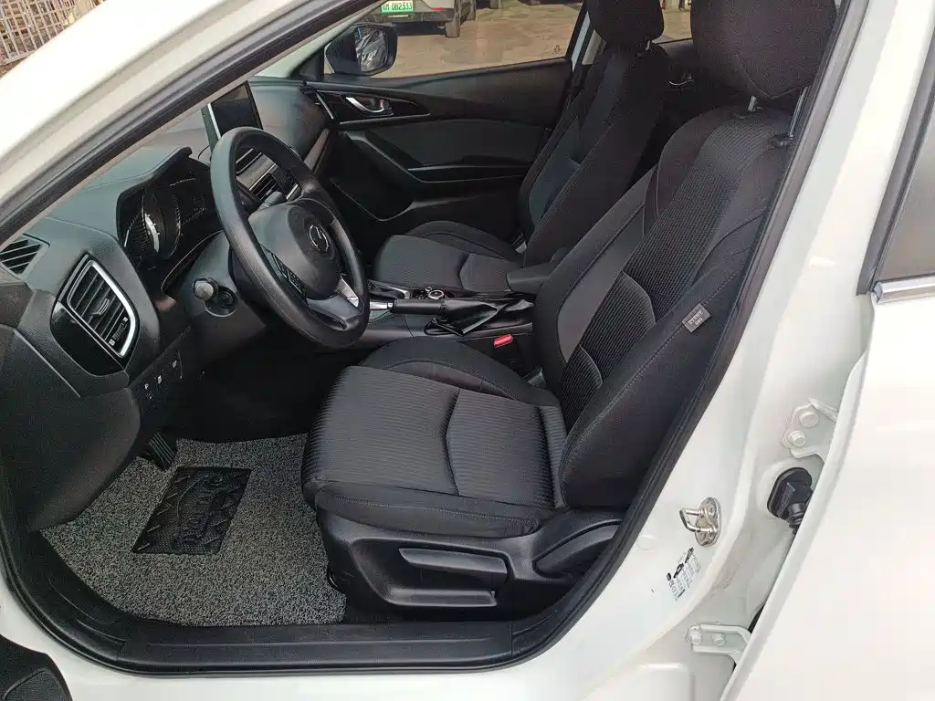 Mazda 3 Axela — миниатюра 15