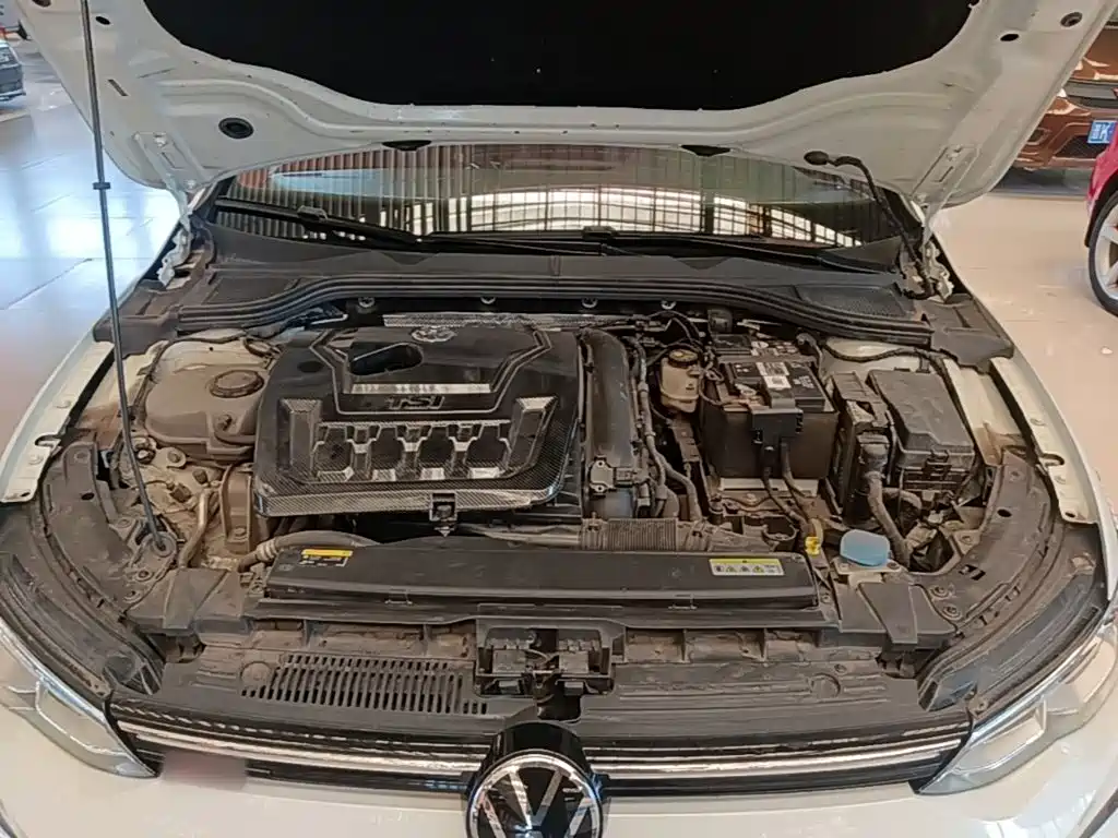 Volkswagen Golf — миниатюра 20