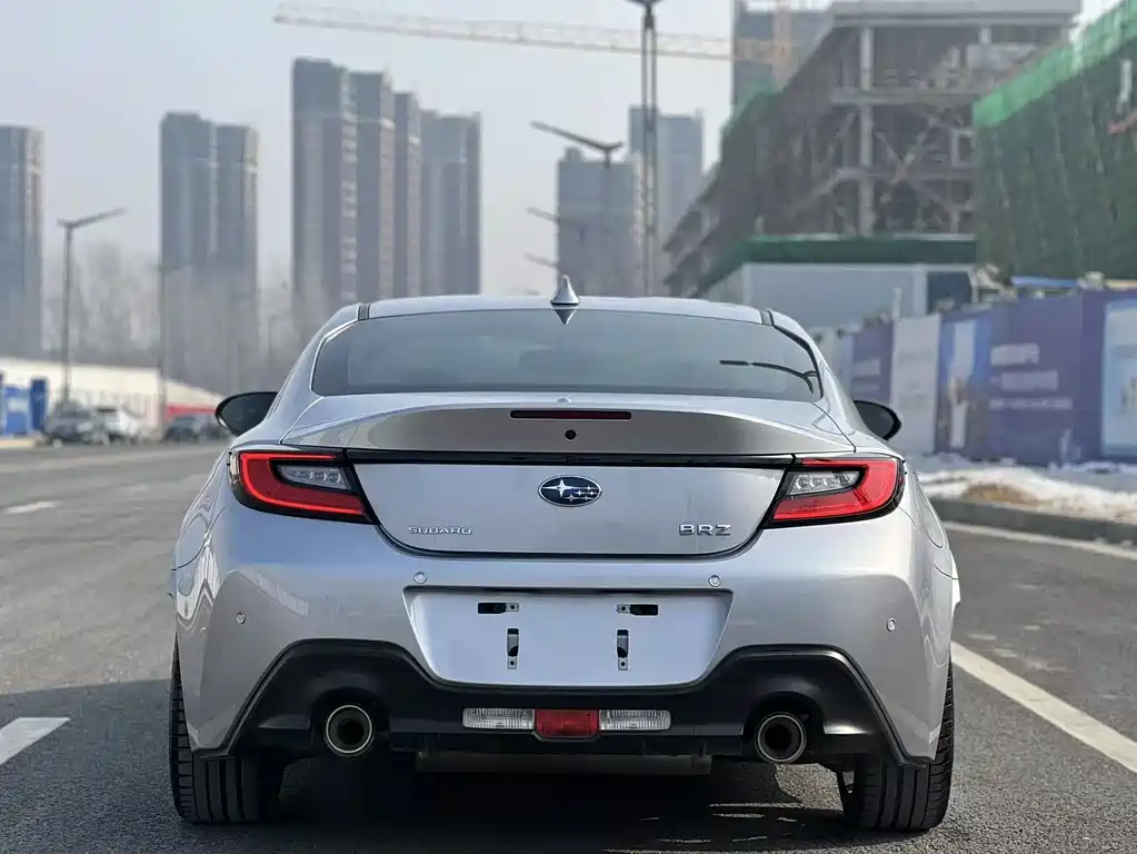 SUBARU BRZ