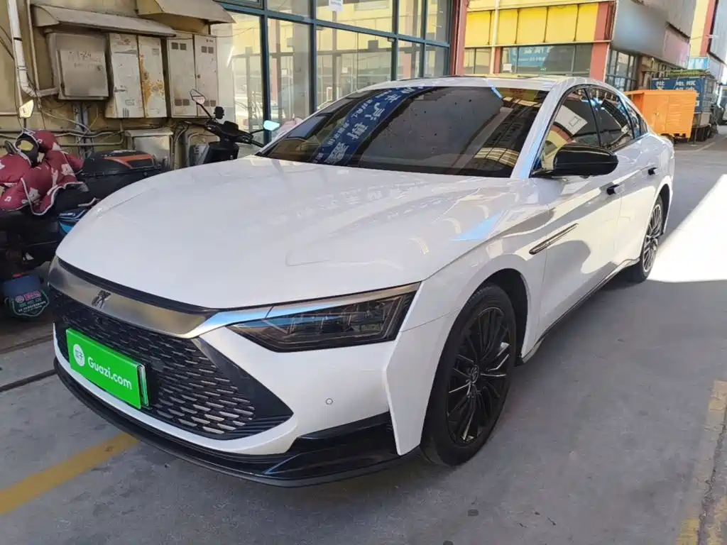 BYD Han — миниатюра 2