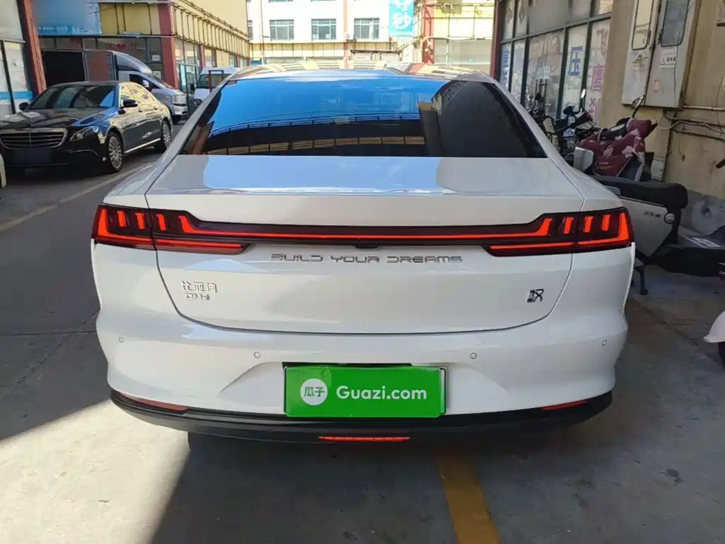 BYD Han — миниатюра 6
