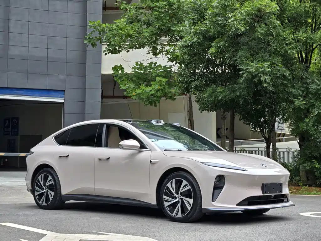 NIO ET5 — миниатюра 3