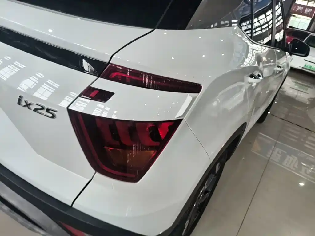 Hyundai ix25 — миниатюра 8