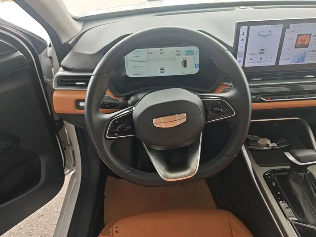Geely Emgrand — миниатюра 11