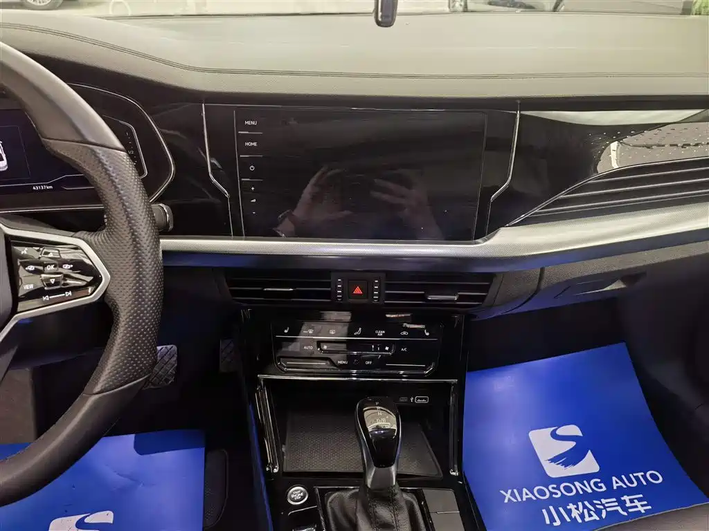 VOLKSWAGEN PASSAT NEW ENERGY