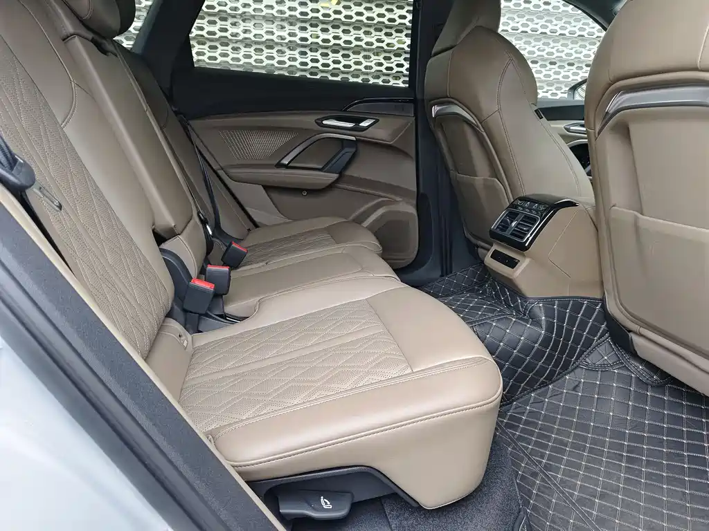 Audi Q5L 2026 2.0T