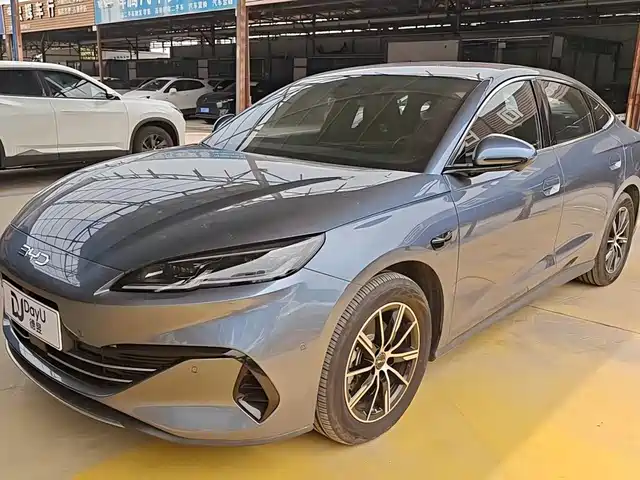2025 BYD Seal