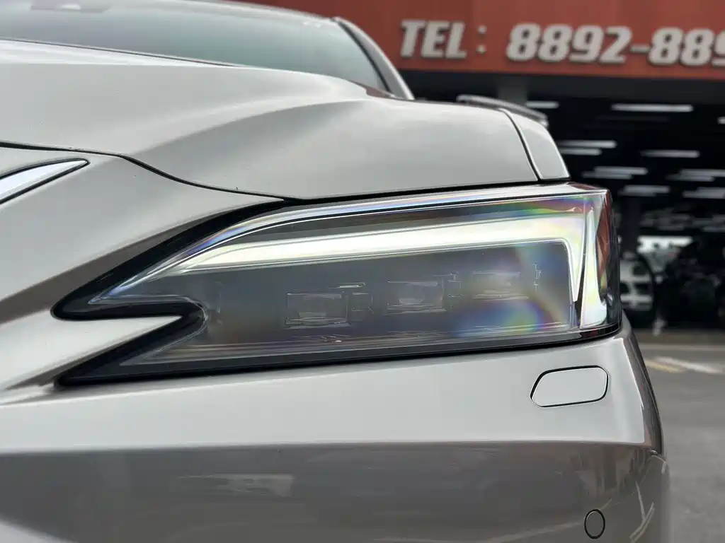 Lexus ES — миниатюра 4