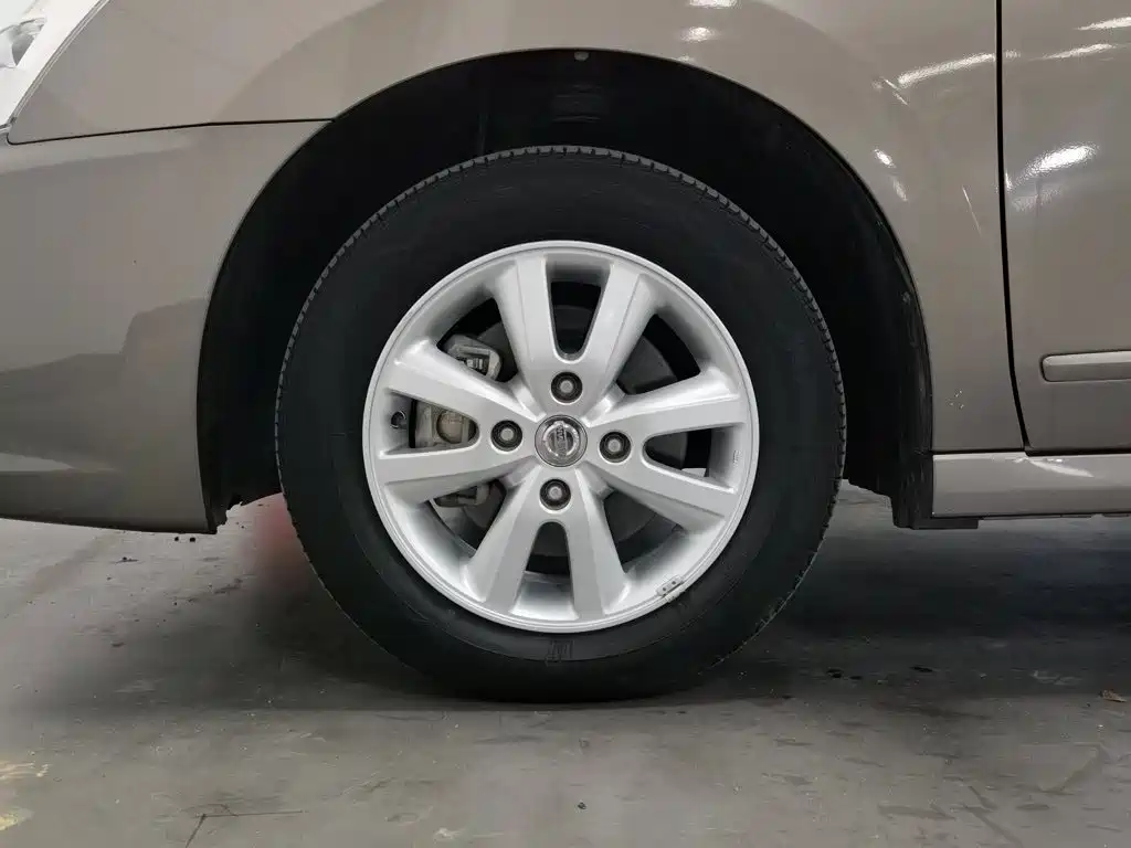 Nissan Sylphy — миниатюра 17