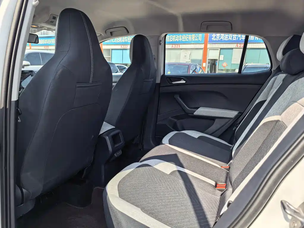 Volkswagen Tharu — миниатюра 4
