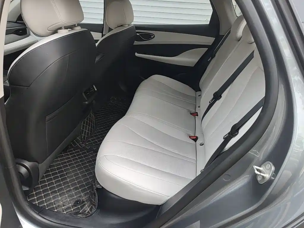 BYD Seal 05 DM-i — миниатюра 17