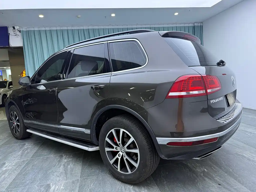 Volkswagen Touareg — миниатюра 11