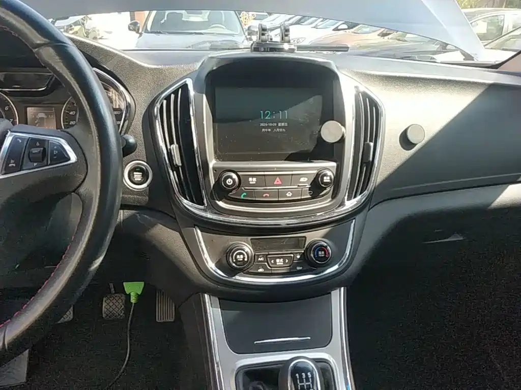Baojun 560 — миниатюра 13