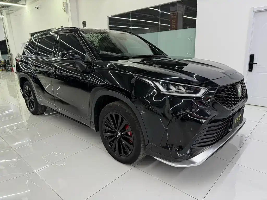 Toyota Crown Kluger — миниатюра 3