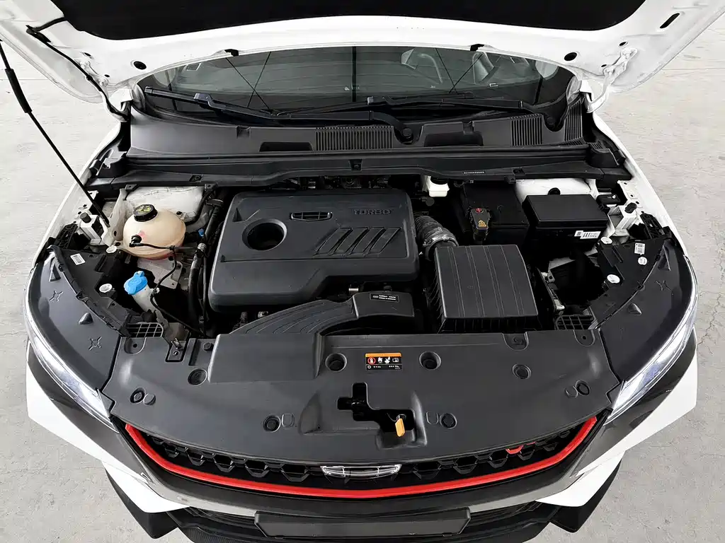 Geely Binyue — миниатюра 10