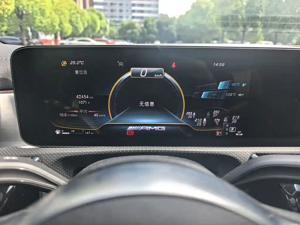 Mercedes-Benz CLA AMG — миниатюра 5