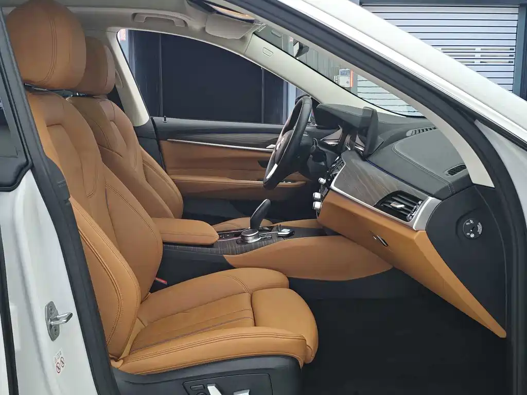 BMW 6 Series GT — миниатюра 13