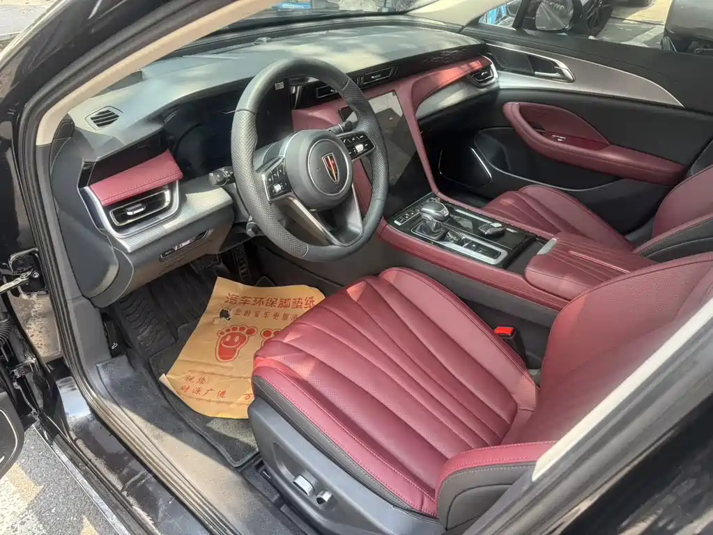 Hongqi Hongqi H5 — миниатюра 7