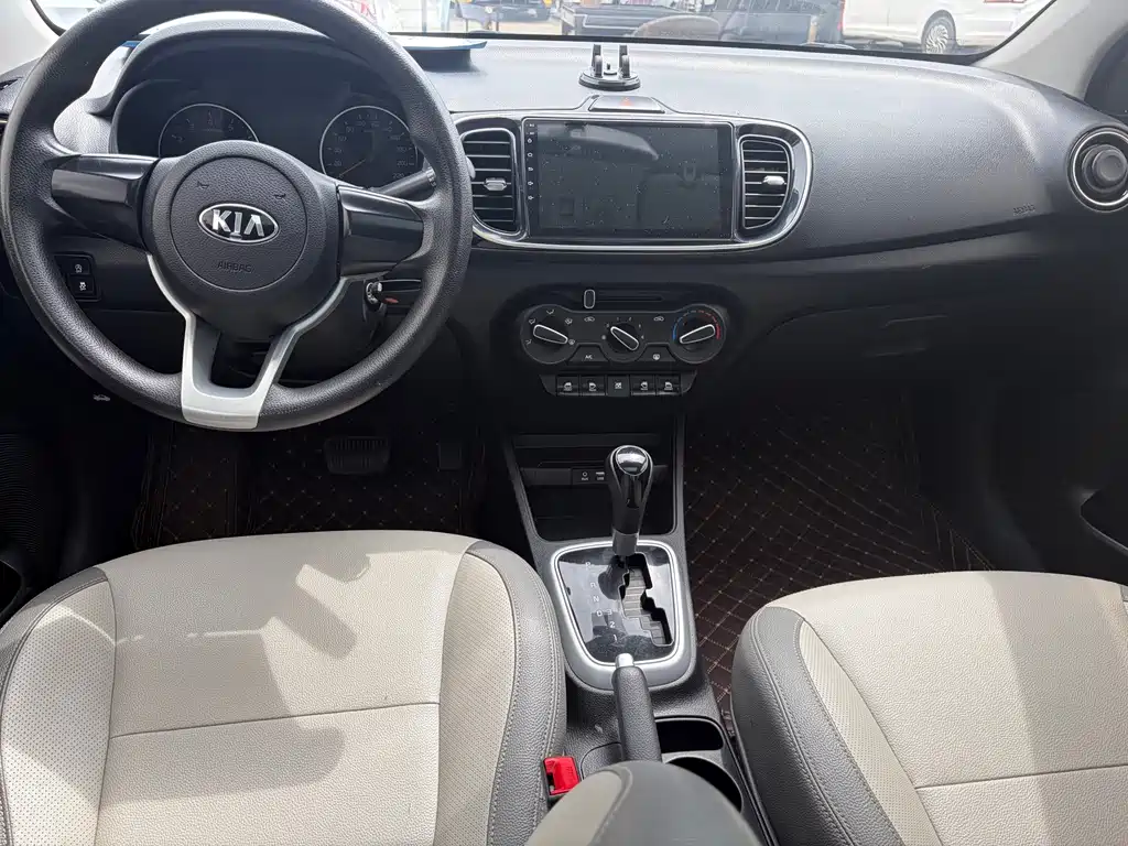 Kia Huanchi — миниатюра 8