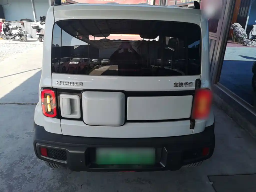Baojun Yueye — миниатюра 6