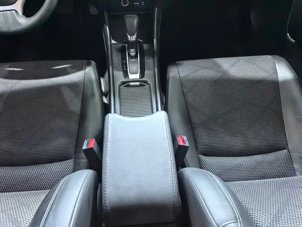 Honda Jade — миниатюра 14