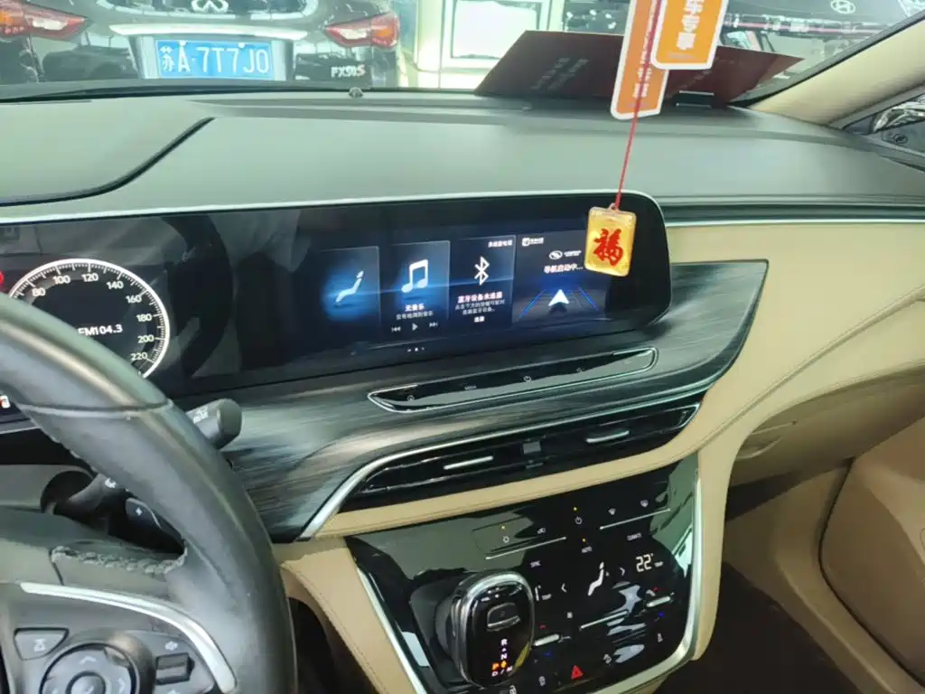 Buick GL8 — миниатюра 13