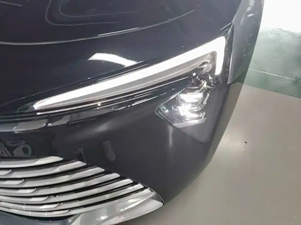 Buick LaCrosse — миниатюра 24