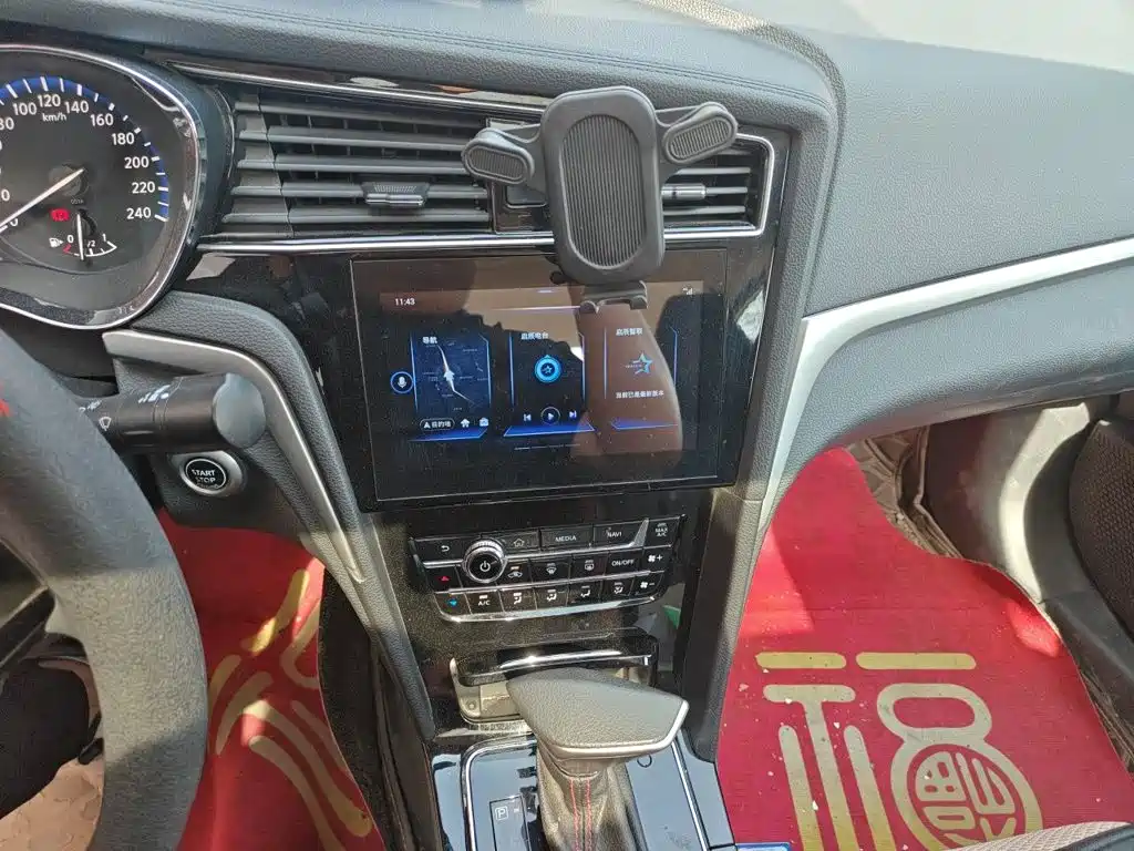 Venucia D60 — миниатюра 9