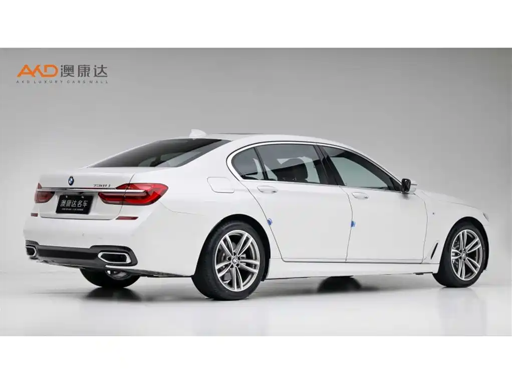 BMW 7 Series — миниатюра 3