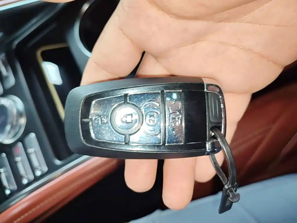 Lincoln Nautilus — миниатюра 9