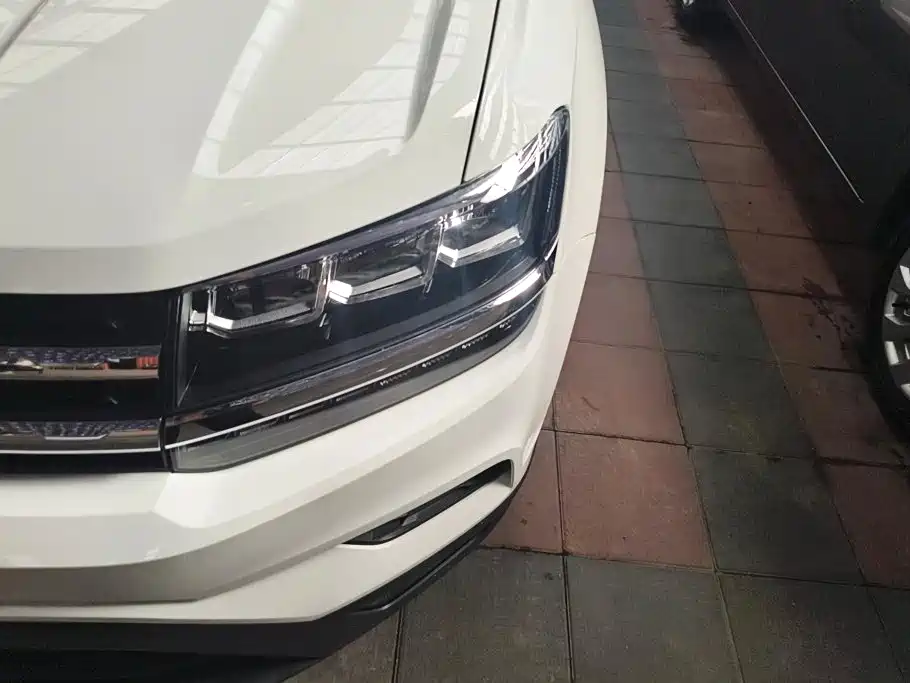 Volkswagen Tharu — миниатюра 5