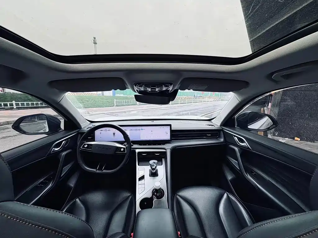 Roewe RX5 — миниатюра 9