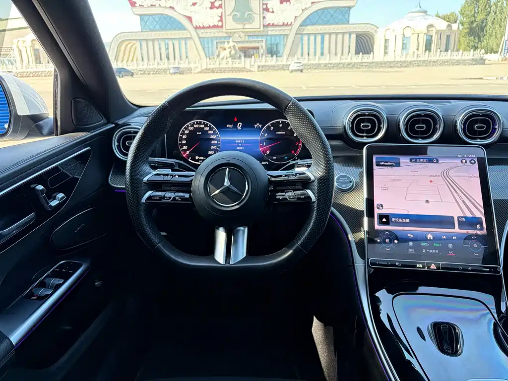 Mercedes-Benz C-Class — миниатюра 8
