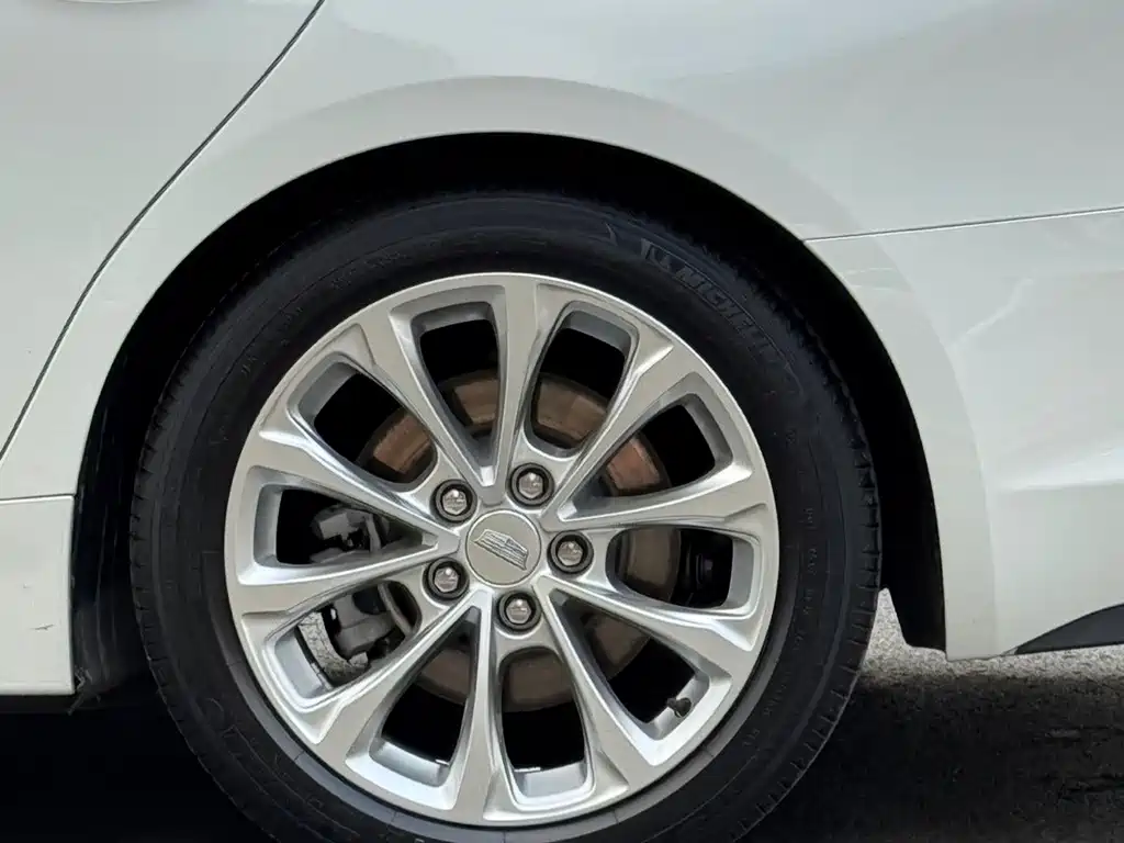 Cadillac CT5 — миниатюра 24
