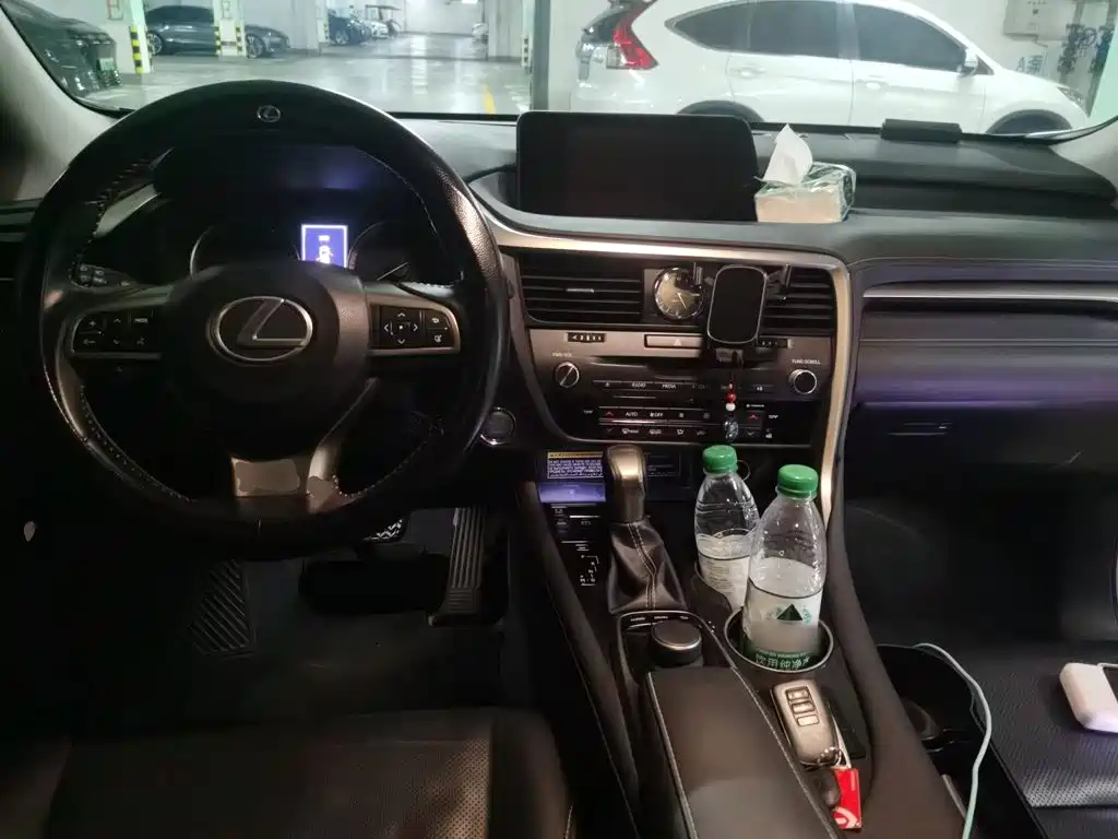 Lexus RX — миниатюра 10