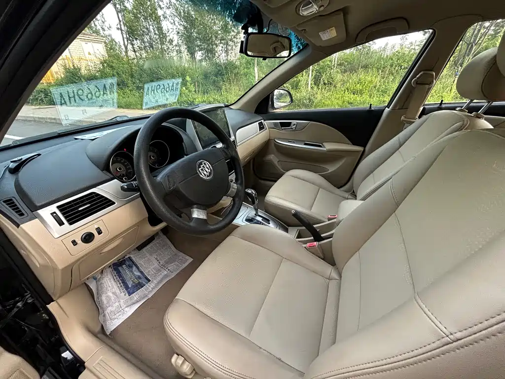 Buick Excelle — миниатюра 9