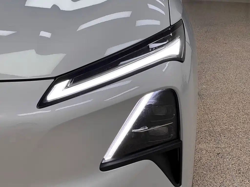 Wuling Xingguang S — миниатюра 8