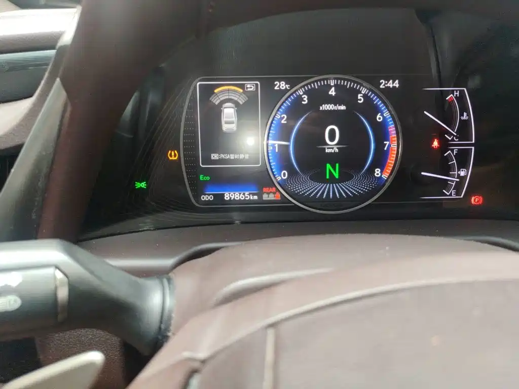 Lexus ES — миниатюра 5