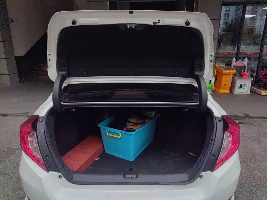 Honda Civic — миниатюра 15