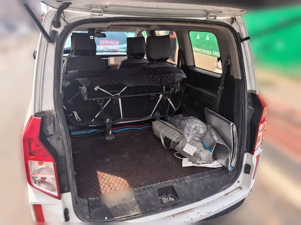 Wuling Hongguang PLUS — миниатюра 10