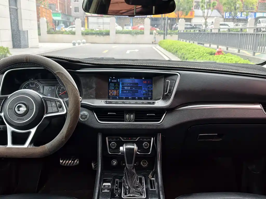 Zotye T600 Coupe — миниатюра 20