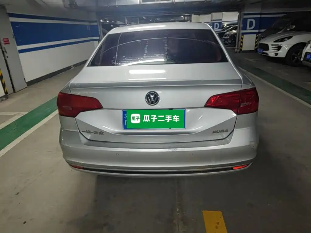 Volkswagen Bora — миниатюра 6