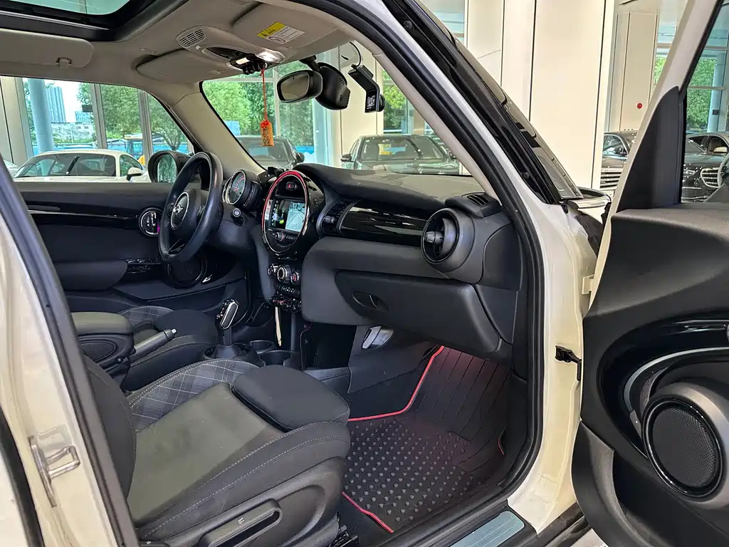 MINI Mini — миниатюра 12