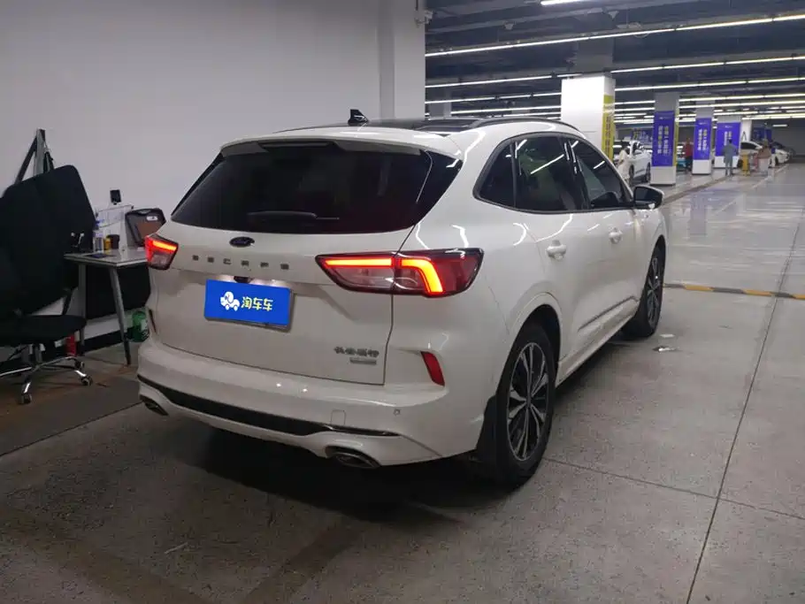 Ford Escape — миниатюра 3