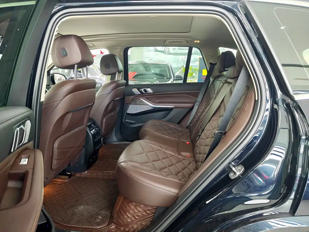 BMW X5 — миниатюра 14