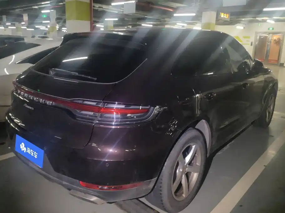 Porsche Macan — миниатюра 3