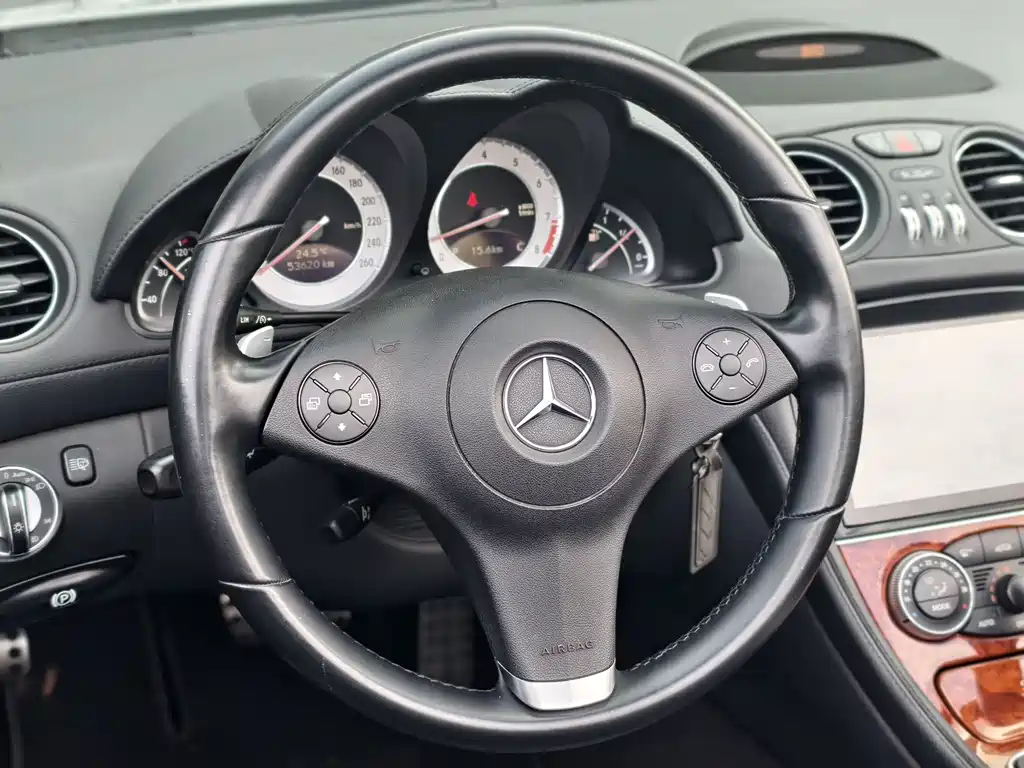 Mercedes-Benz SL-Class — миниатюра 12